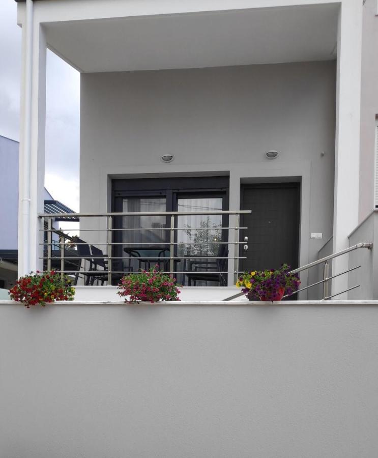 Villa Amber Blue Nikiti  Exterior foto